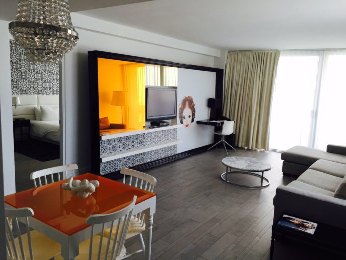 Hotel Mondrian Miami South Beach Suite Wohnzimmer
