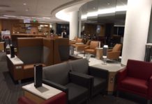 Lounge Test American Airlines Admirals Club Miami (MIA) D15