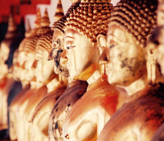 Günstig First Class One-Way für 640€