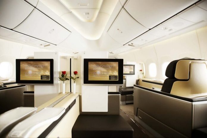 Lufthansa First Class Kabine