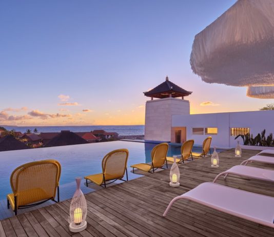 Aloft Bali Seminyak: Gewinne 2 Nächte für 2 Aloft Bali Seminyak Infinity Pool