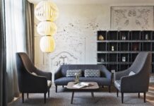 Gewinne 2 Nächte für 2 im Renaissance Wien Hotel Renaissance Wien Hotel Wohnzimmer