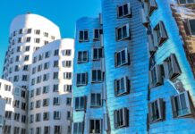 3-fache Miles and More Meilen bei H-Hotels sammeln Modernistisches Gebäude in Düsseldorf